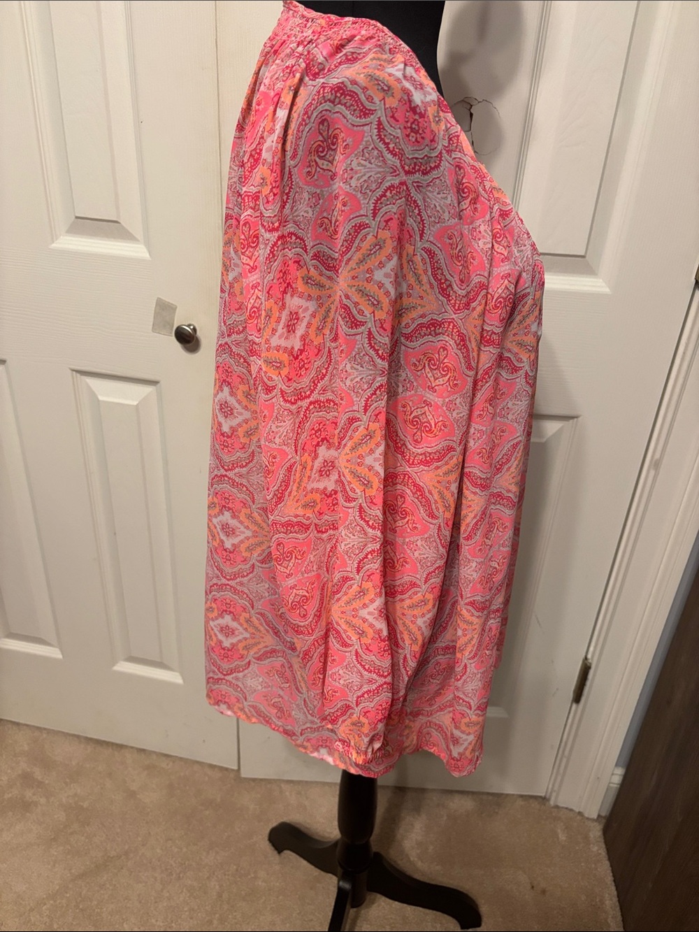 Victoria’s Secret Paisley Sheer Blouse - Picture 4 of 9